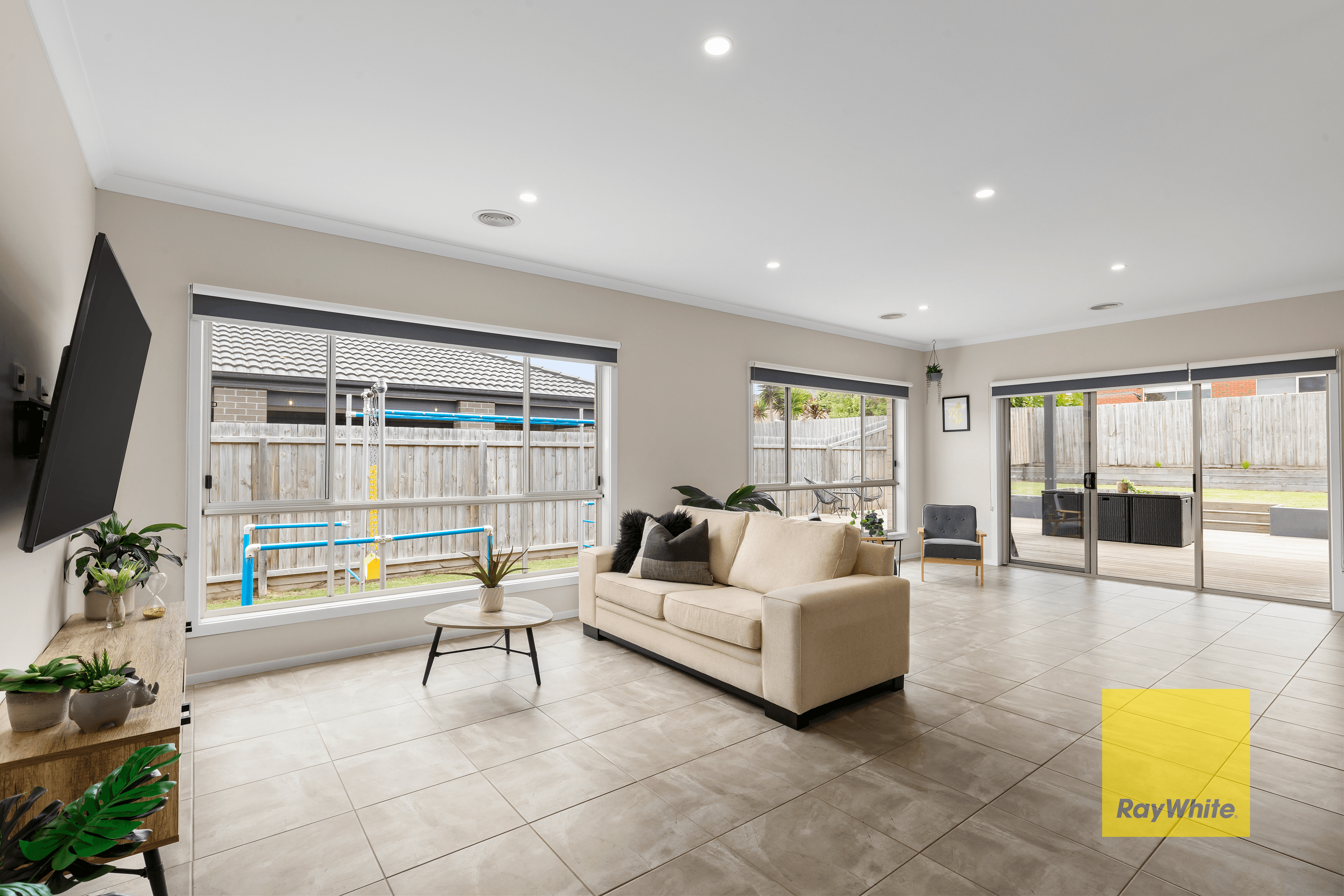 21 Brettim Boulevard, GROVEDALE, VIC 3216