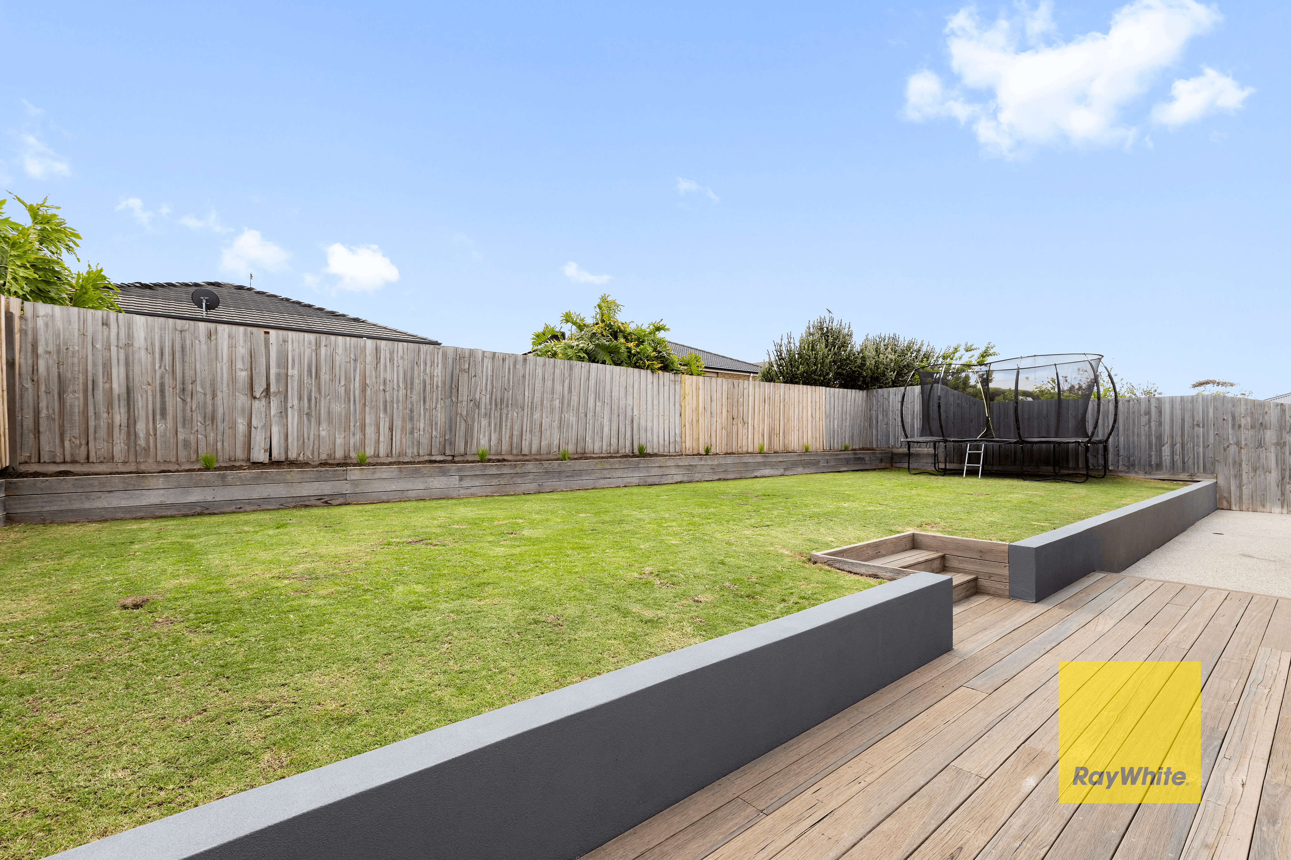 21 Brettim Boulevard, GROVEDALE, VIC 3216