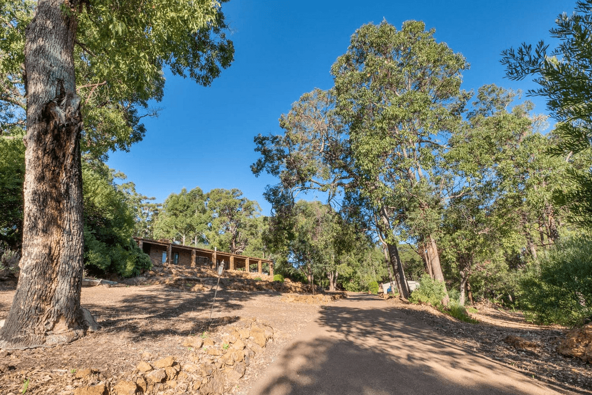 4 Otway Place, Bedfordale, WA 6112