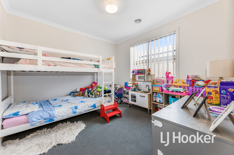 80 Blue Horizons Way, PAKENHAM, VIC 3810