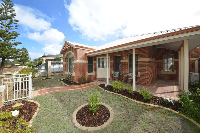 11 Grand Bank Parkway, Mindarie, WA 6030