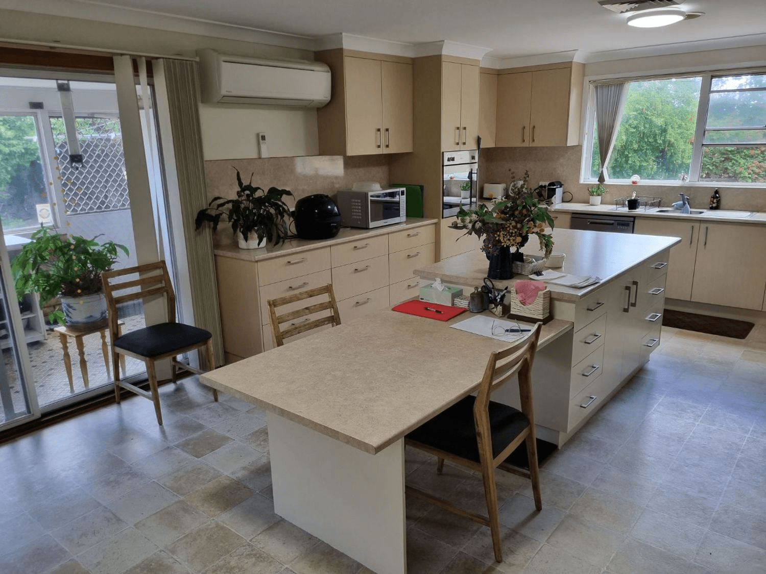 143 Amaroo Drive - "Cringleford", MOREE, NSW 2400