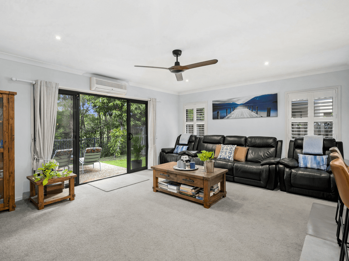 20/2 Catalina Way, UPPER COOMERA, QLD 4209