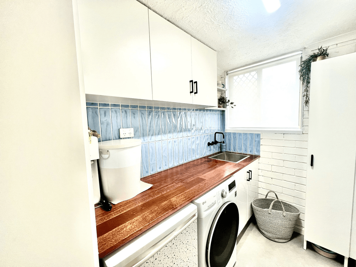 8/55  Duet Drive, Mermaid Waters, QLD 4218
