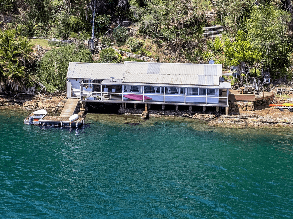 34 Cowan Drive, COTTAGE POINT, NSW 2084