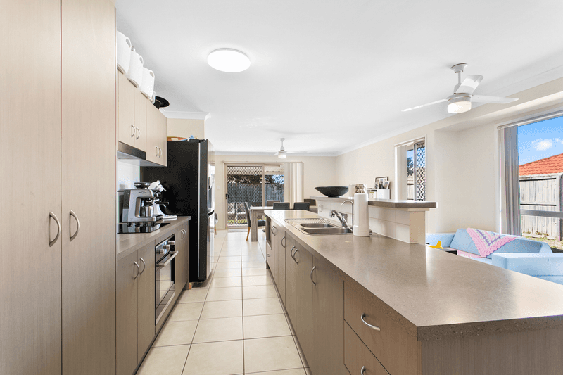 4  Natone Street, ROTHWELL, QLD 4022