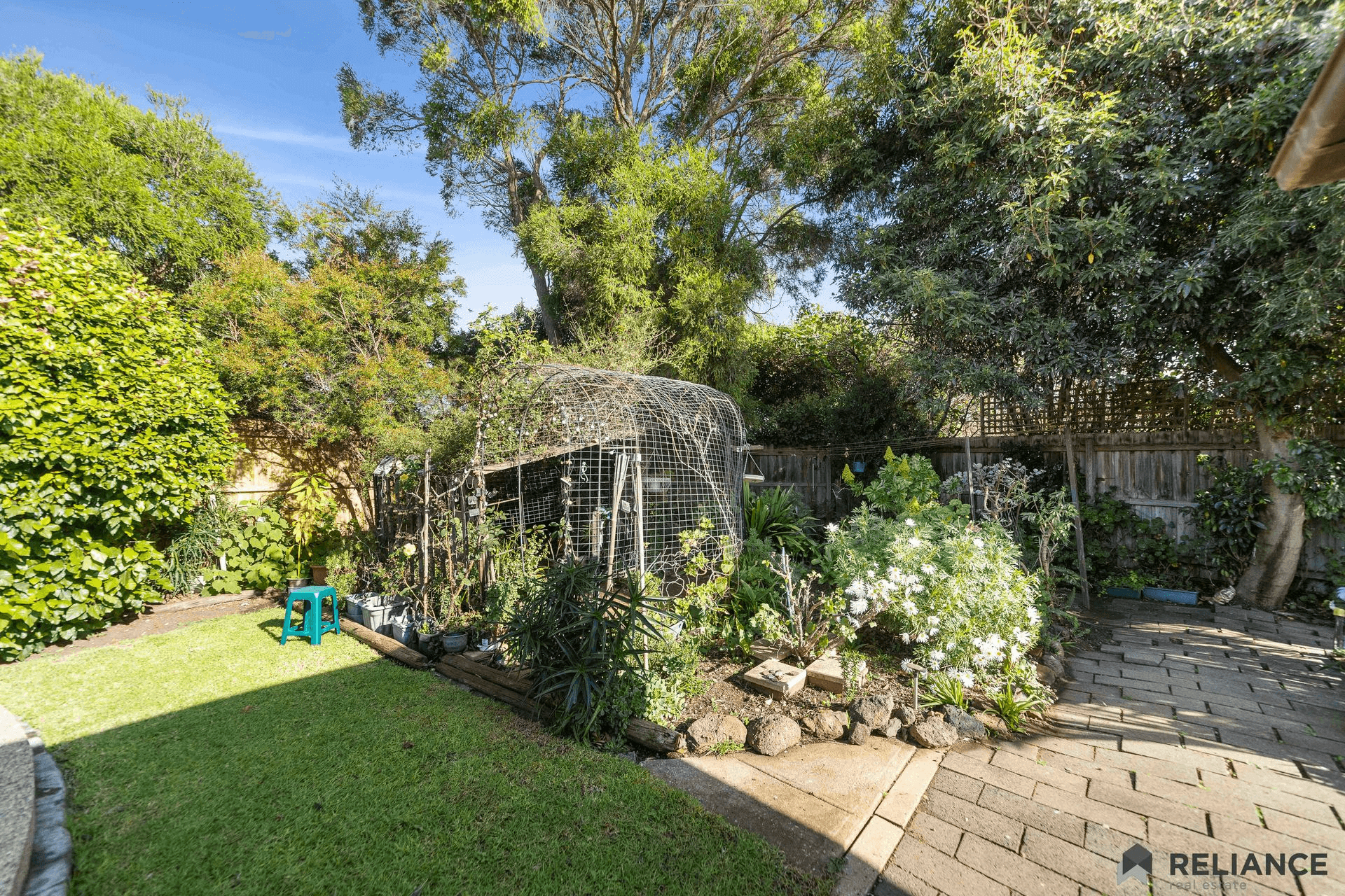 27 Chauvel Street, Melton South, VIC 3338