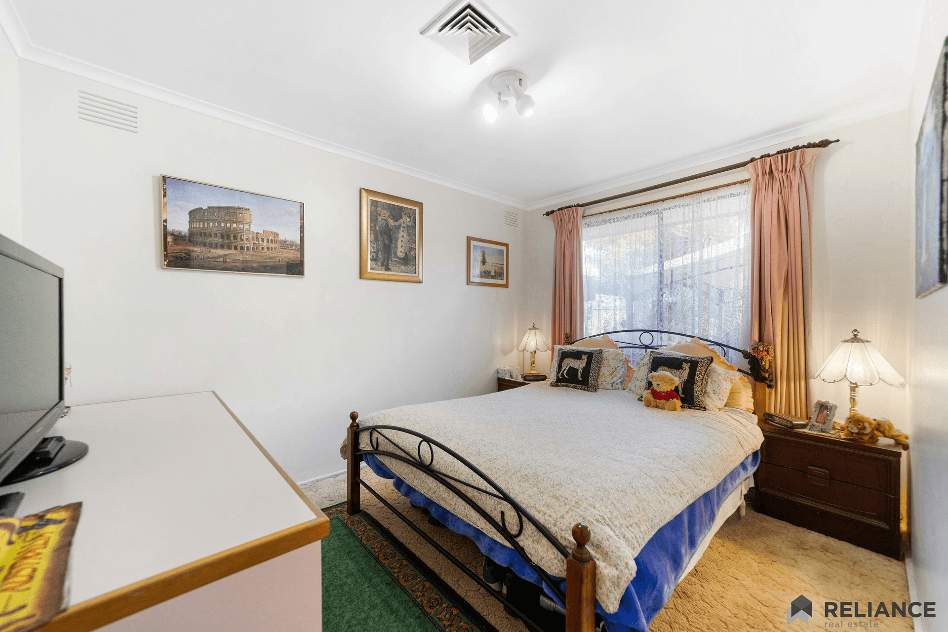 27 Chauvel Street, Melton South, VIC 3338