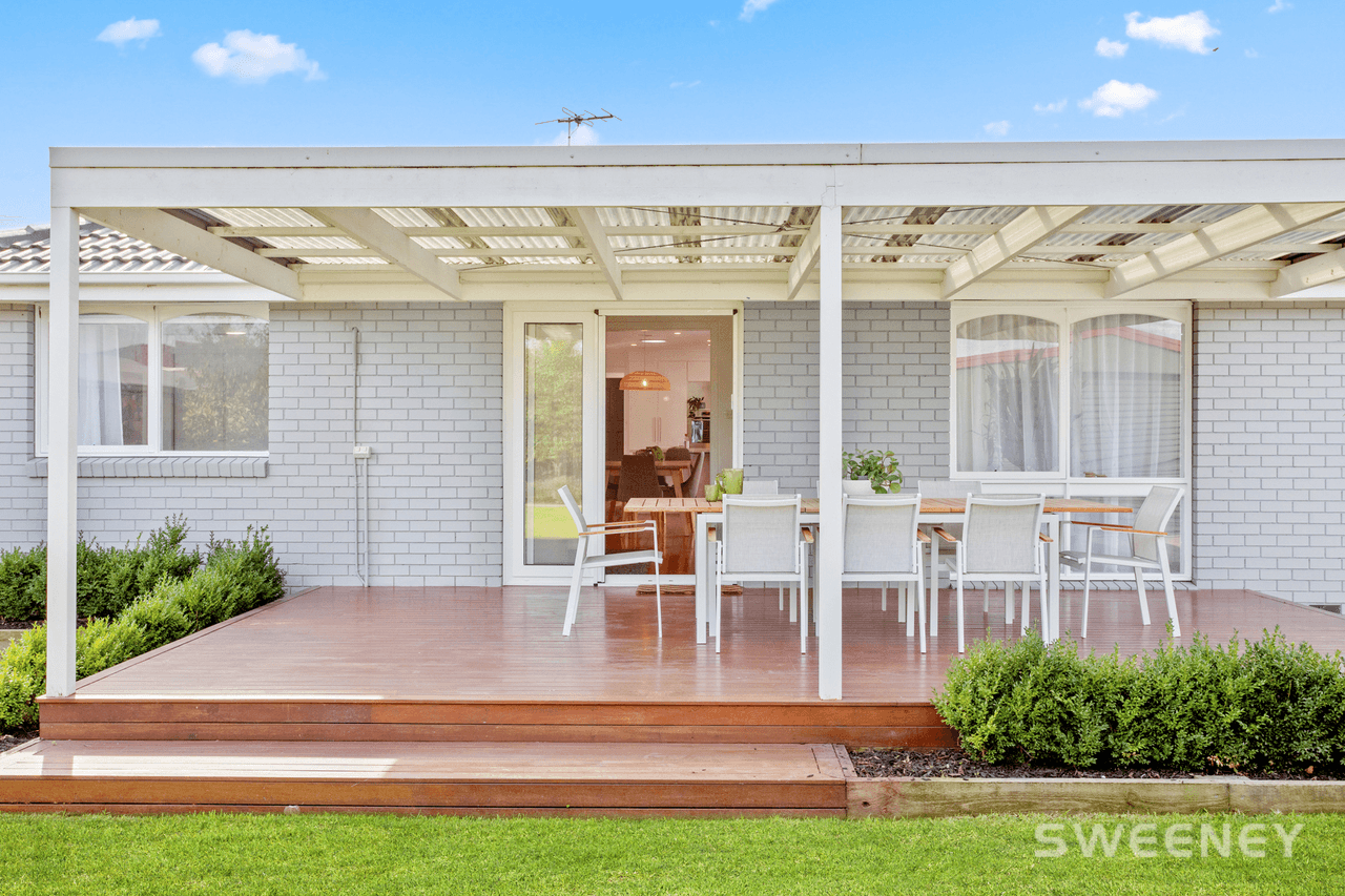 2 Fiddian Court, ALTONA MEADOWS, VIC 3028