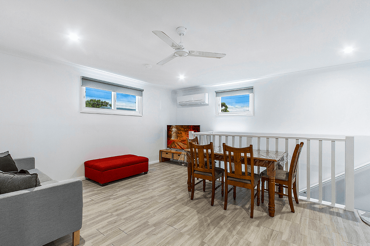 206 Trafalgar Avenue, Umina Beach, NSW 2257