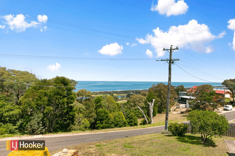 49 Ocean View Parade, LAKES ENTRANCE, VIC 3909