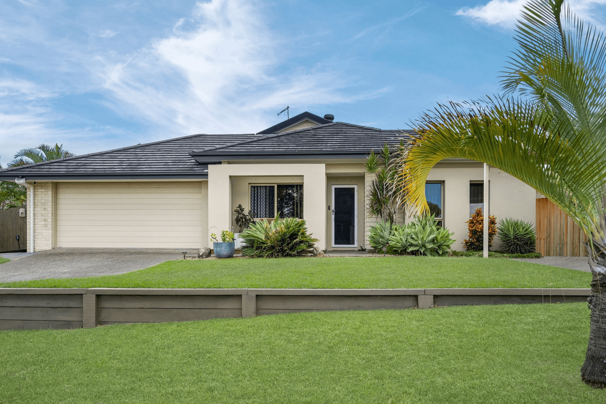 20 Lucinda Road, LOGAN VILLAGE, QLD 4207