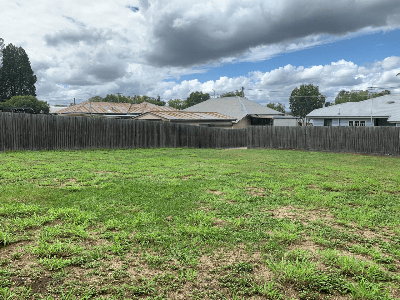 4A Cemetery Road, IPSWICH, QLD 4305