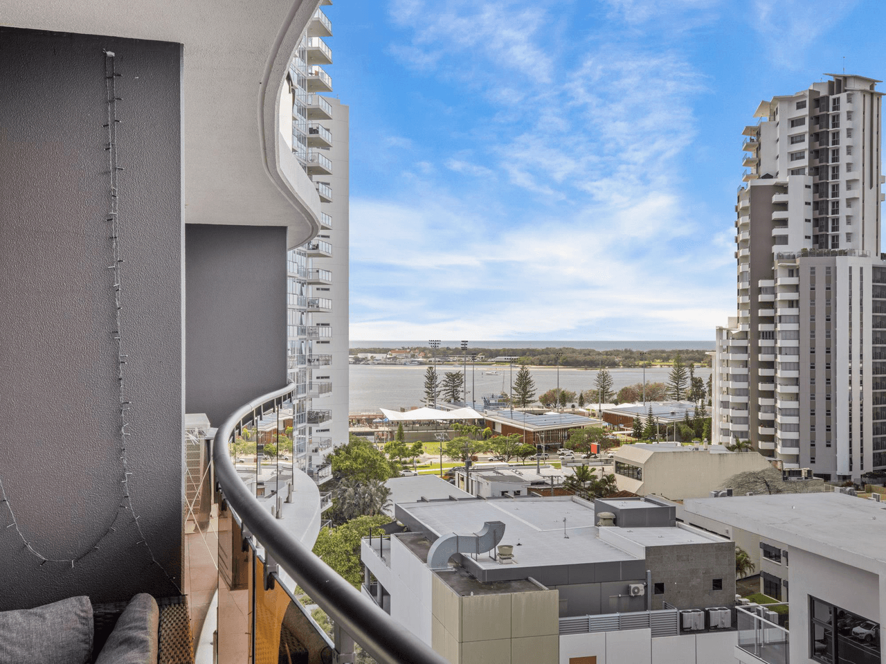 1105/139 Scarborough Street, SOUTHPORT, QLD 4215