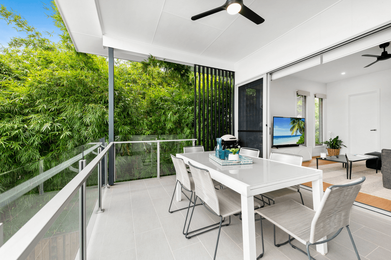 1/6  Stirrat Street, Coorparoo, QLD 4151