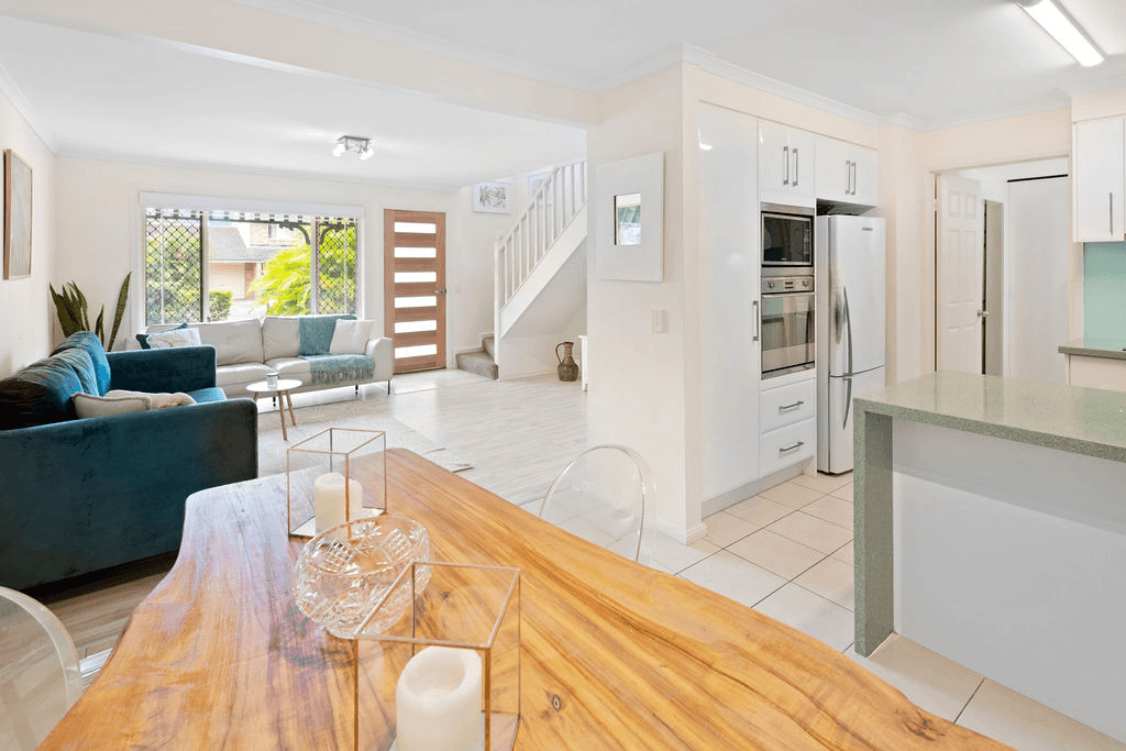 11/414 Pine Ridge Road, COOMBABAH, QLD 4216