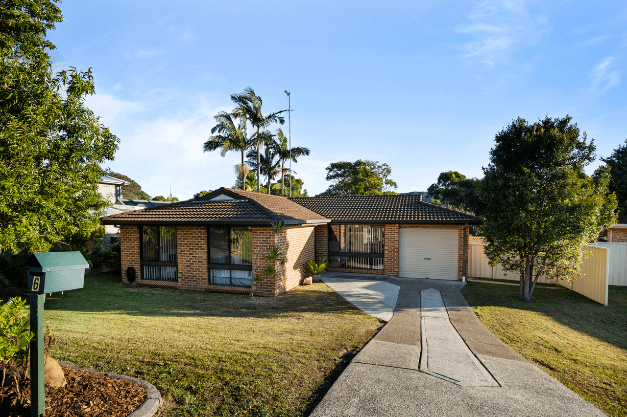 6 Lamb Close, BATEAU BAY, NSW 2261