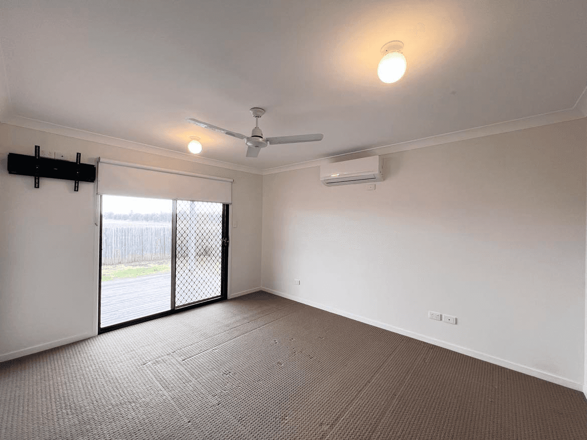 30 Barry Place, DALBY, QLD 4405