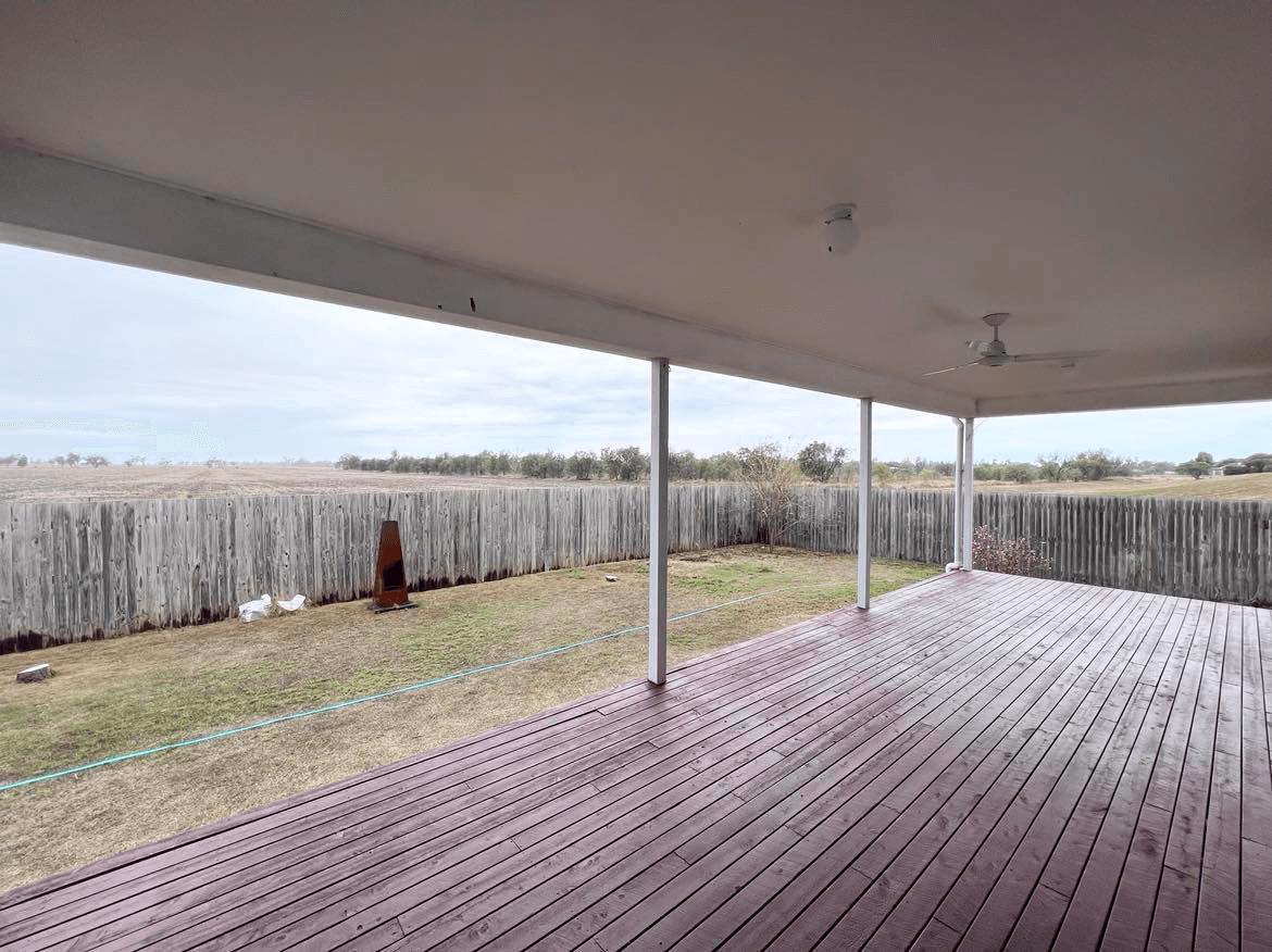 30 Barry Place, DALBY, QLD 4405