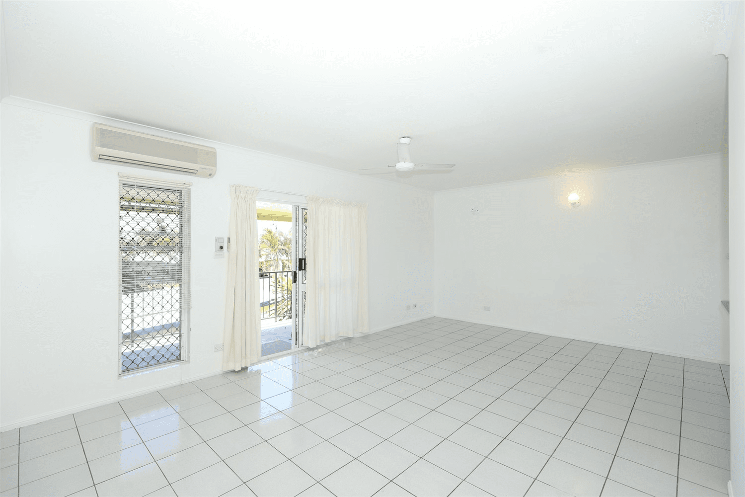 4/27 Mintaro Crescent, Woree, QLD 4868