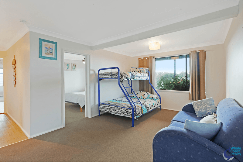 30 Binalong Street, DALMENY, NSW 2546