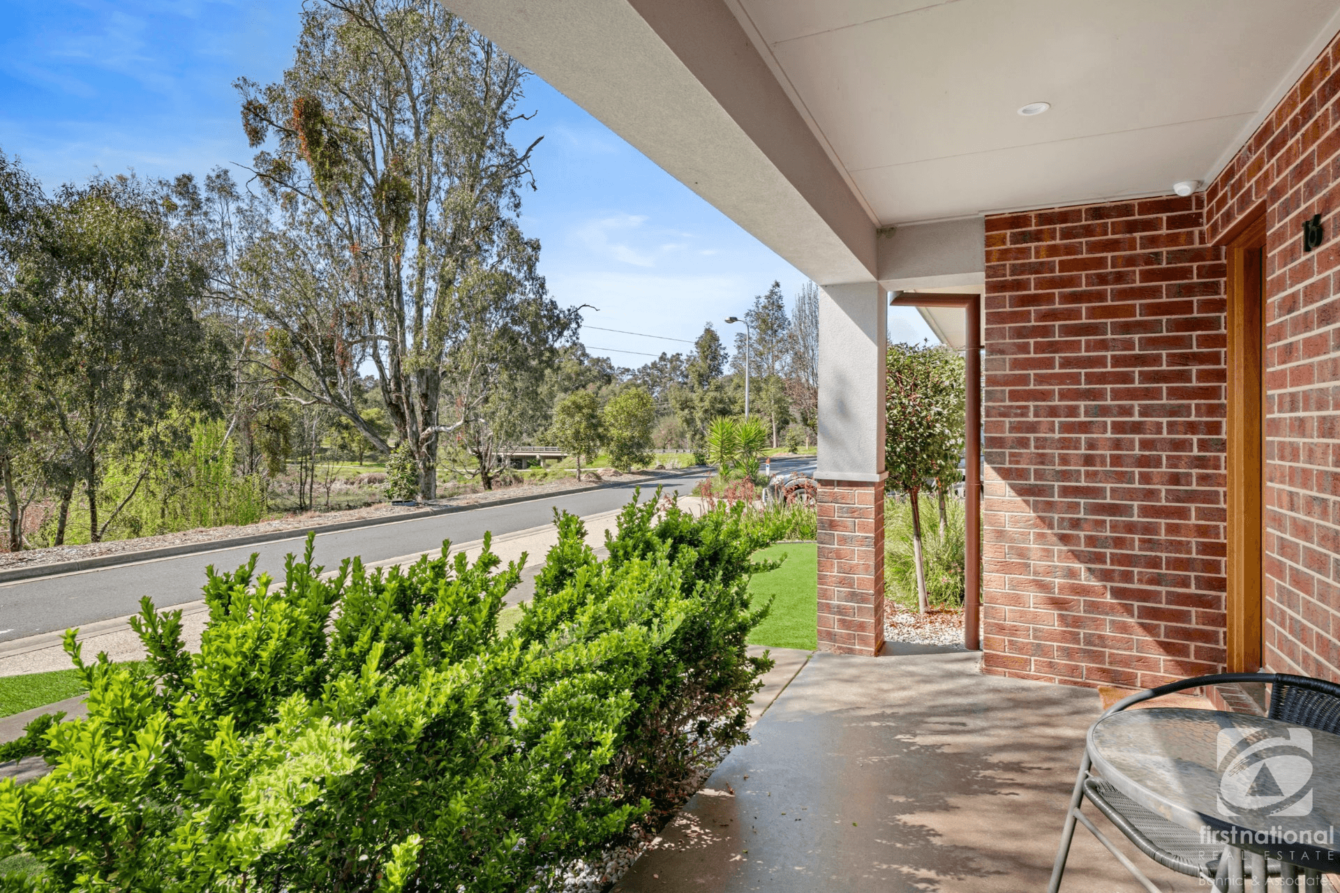 16 Brooks Terrace, Killara, VIC 3691