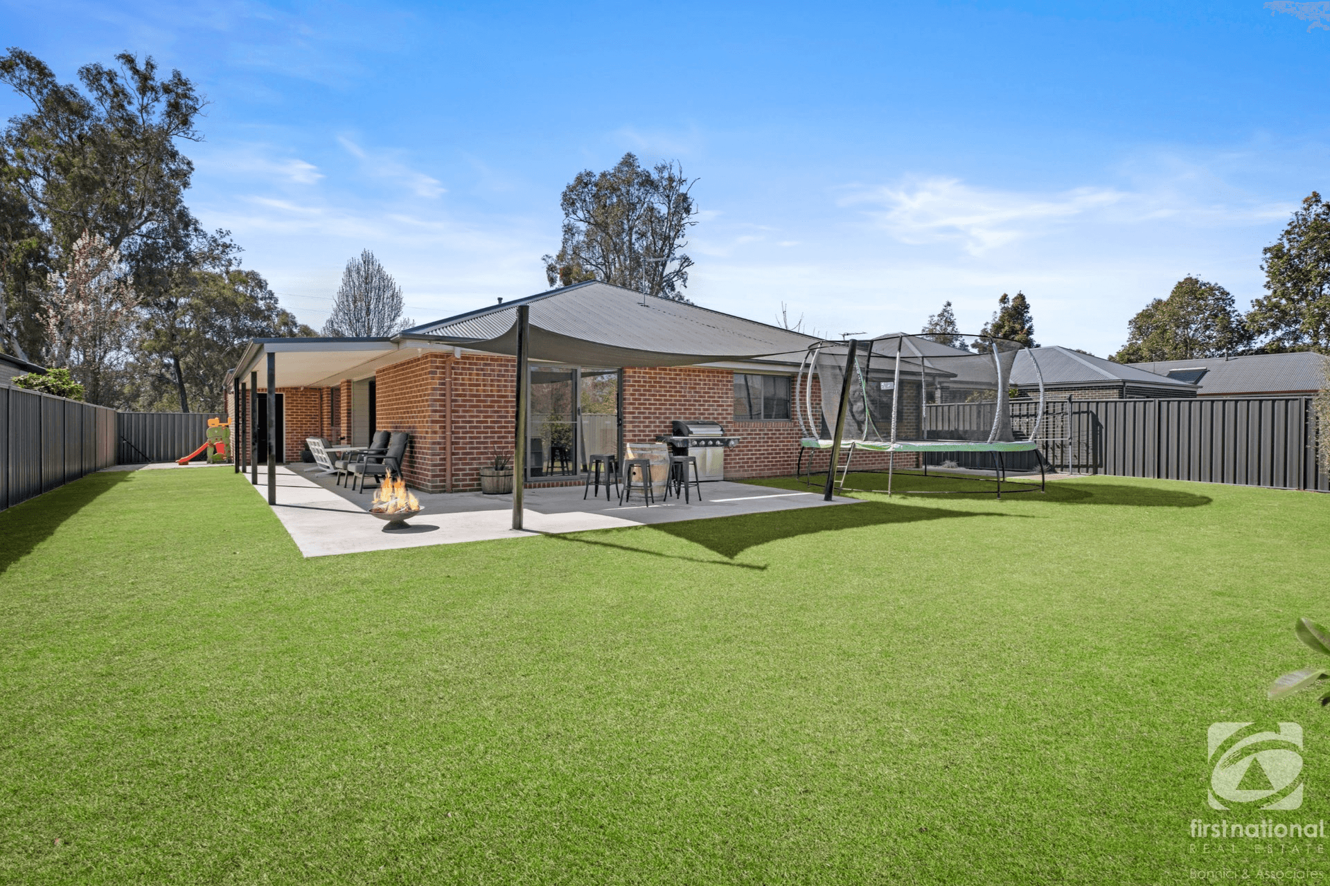 16 Brooks Terrace, Killara, VIC 3691