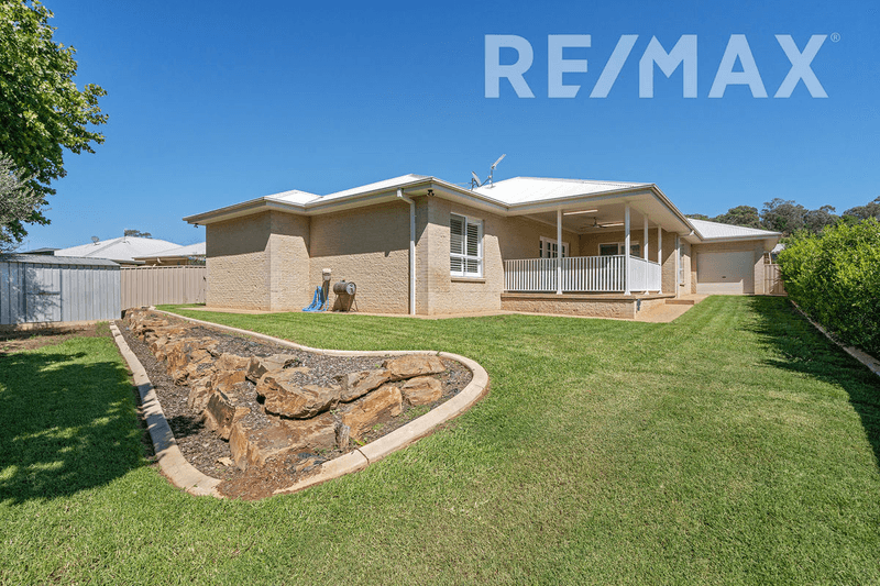 34 Brindabella Drive, TATTON, NSW 2650