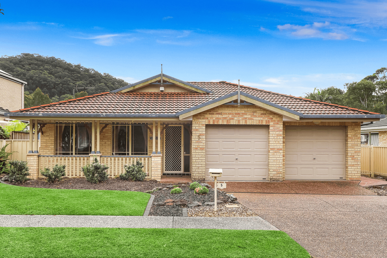 5 Manooka Road, POINT CLARE, NSW 2250