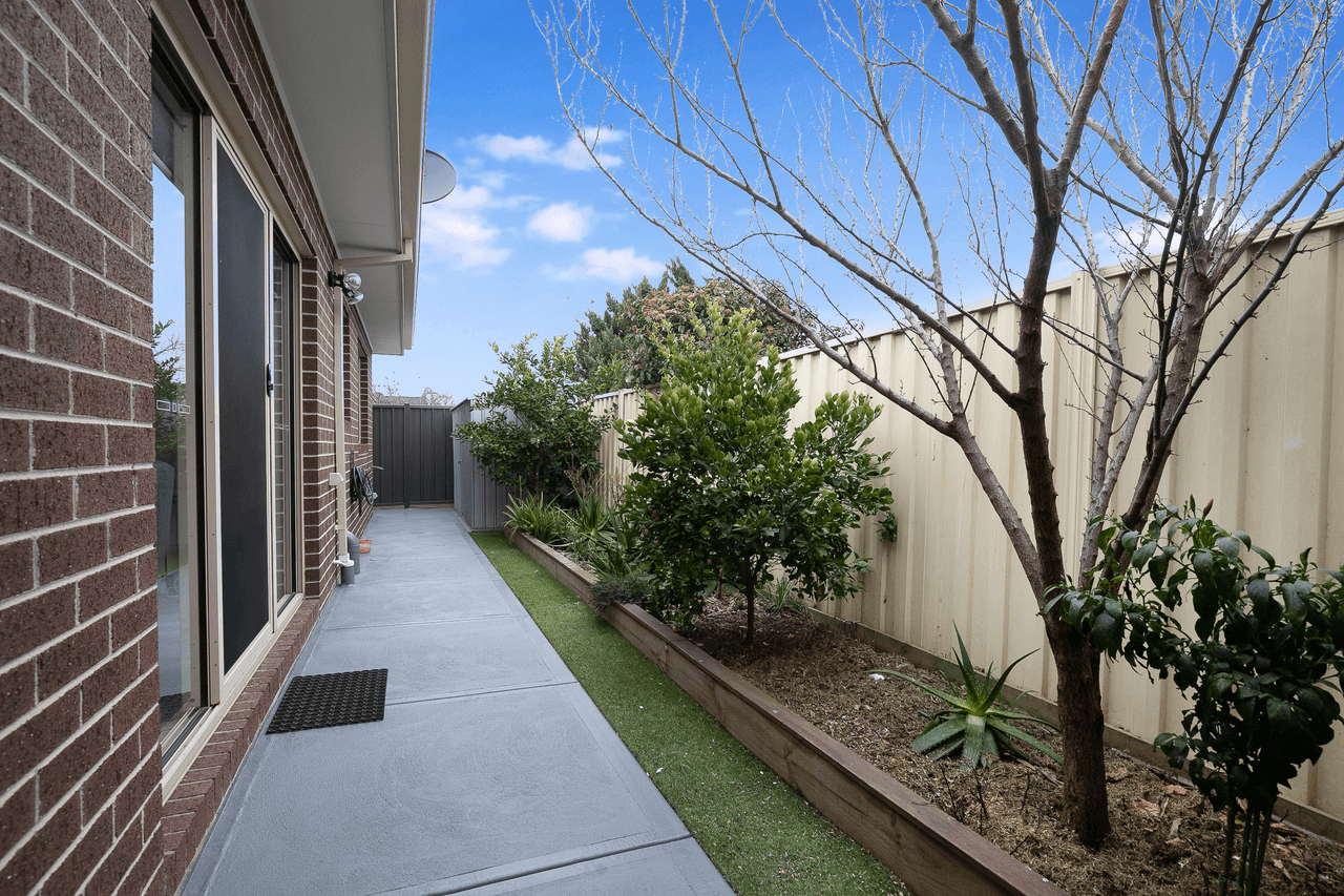 2/45 Chelsey Street, ARDEER, VIC 3022