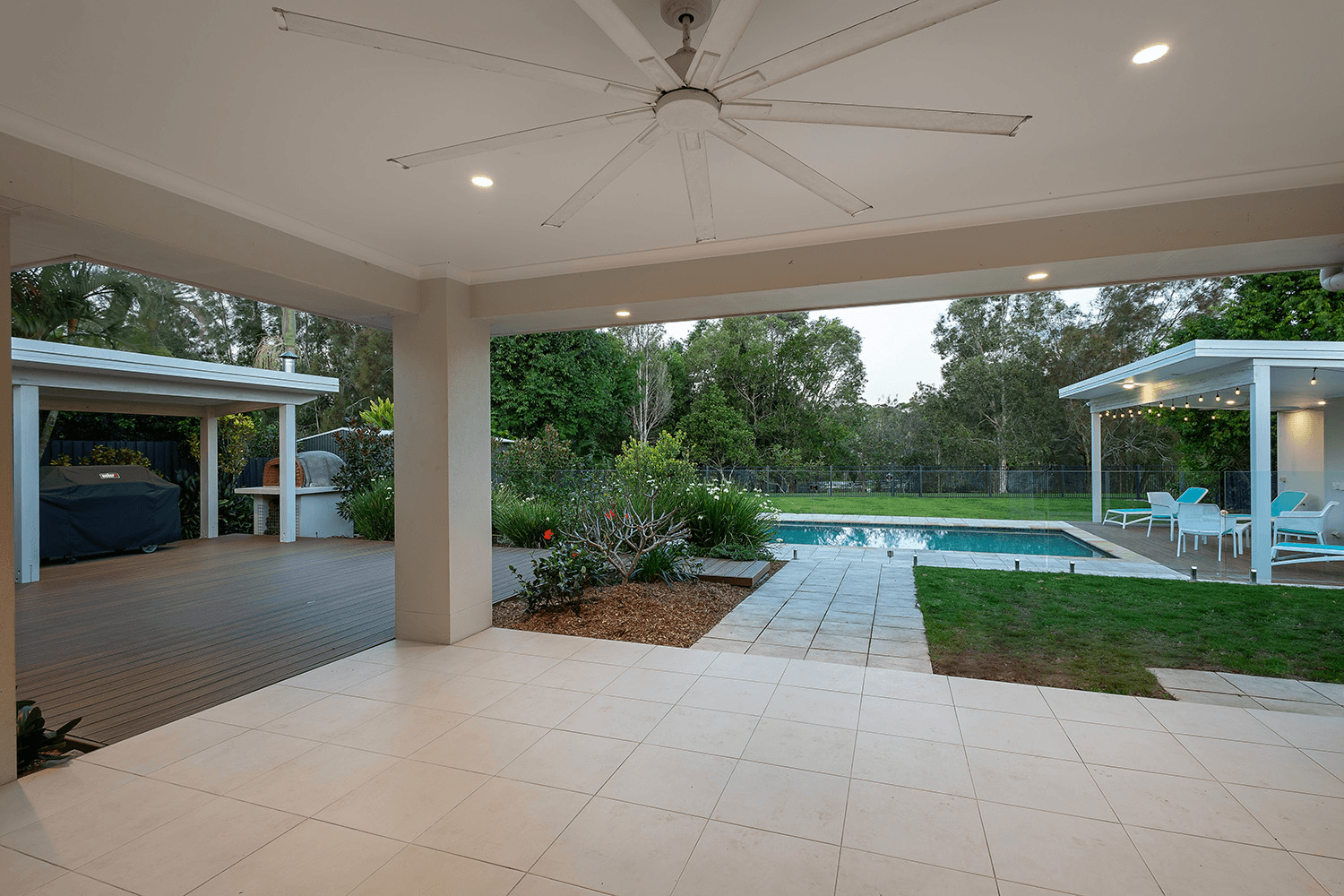 12 ATTENUATTA PLACE, NOOSAVILLE, QLD 4566