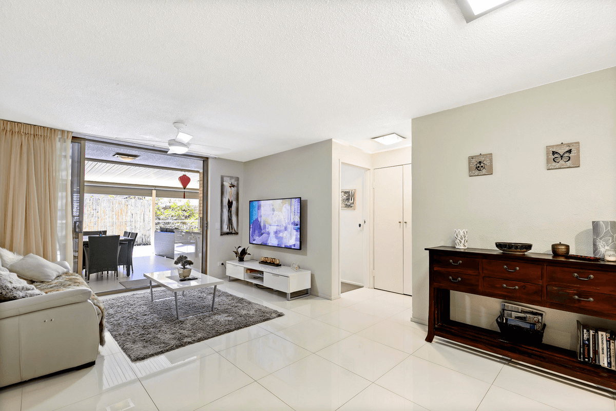 8/18 Camfield Street, Alexandra Headland, QLD 4572