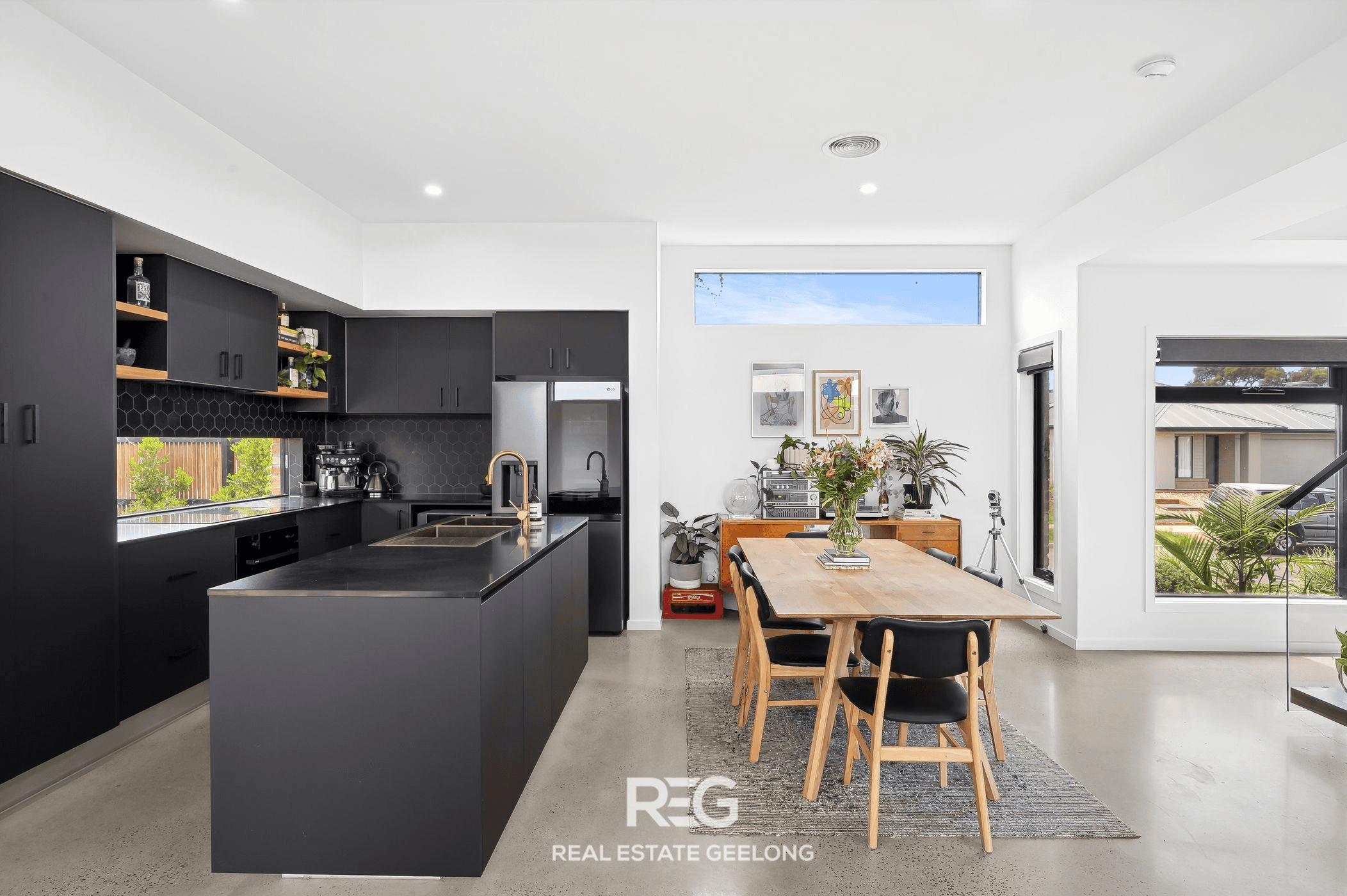 2 Gallant Road, ST LEONARDS, VIC 3223