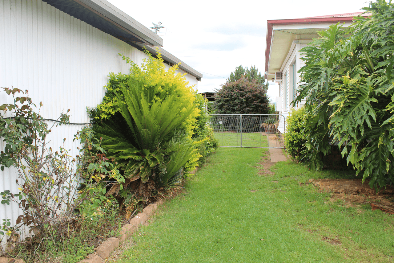 9 Link Street, BINGARA, NSW 2404