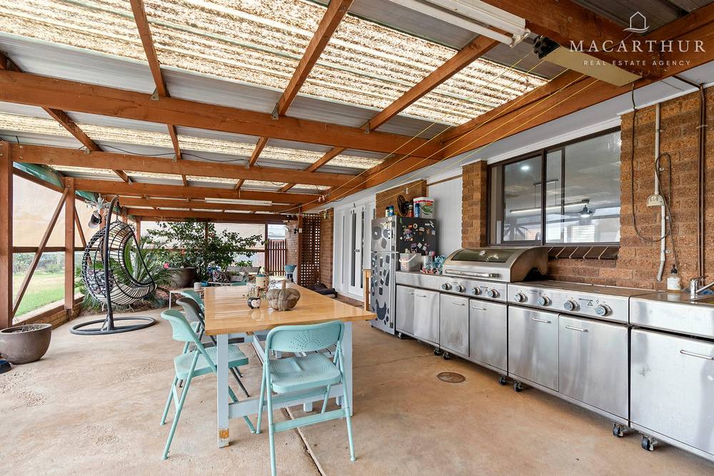 26-28 Bruce Street, Coolamon, NSW 2701