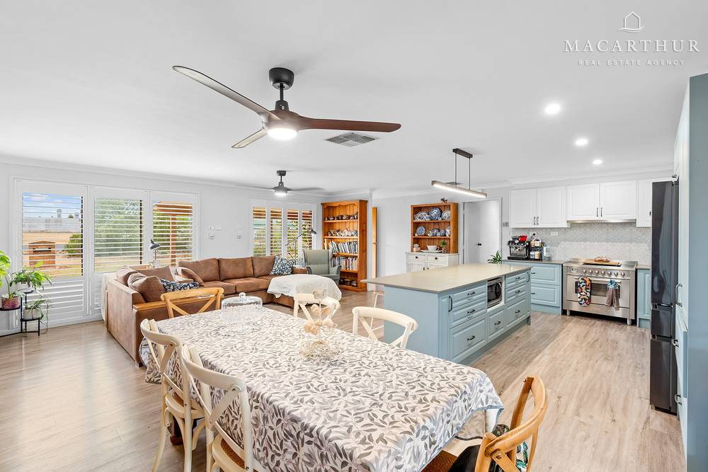 26-28 Bruce Street, Coolamon, NSW 2701