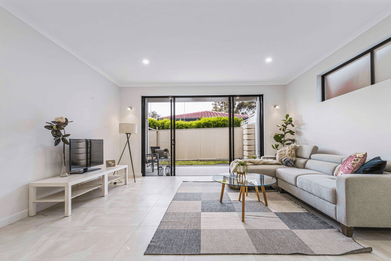 5D Monaro Cresent, Newton, SA 5074