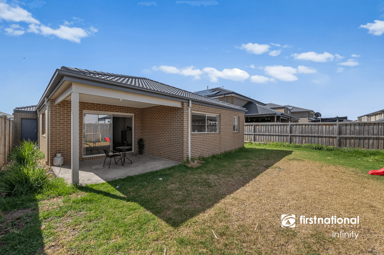 15 Creston Street, Point Cook, VIC 3030