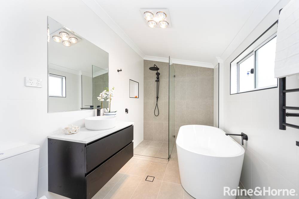 8 Francis St, GOULBURN, NSW 2580