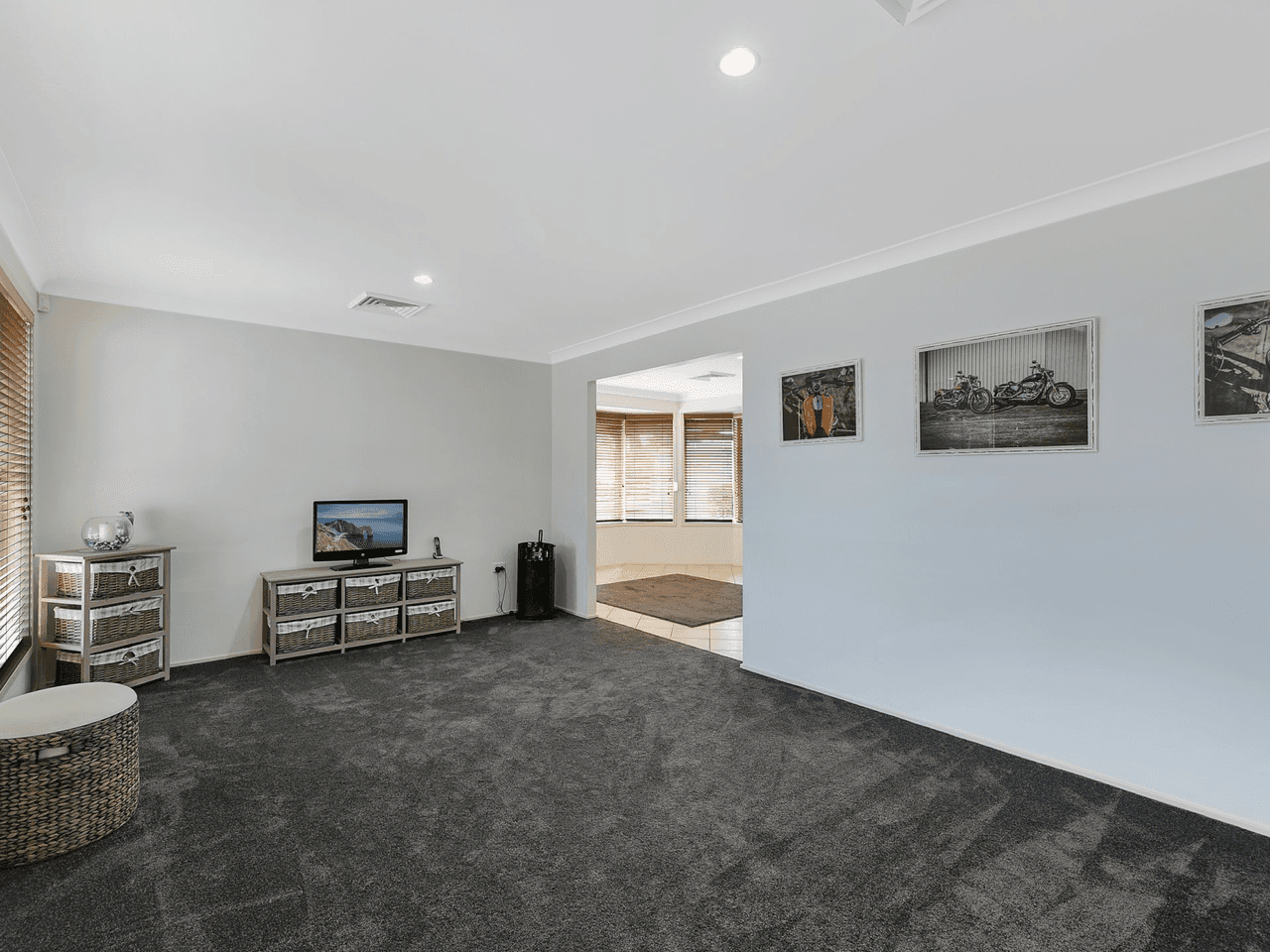 4 Wyreema Road, WARNERVALE, NSW 2259