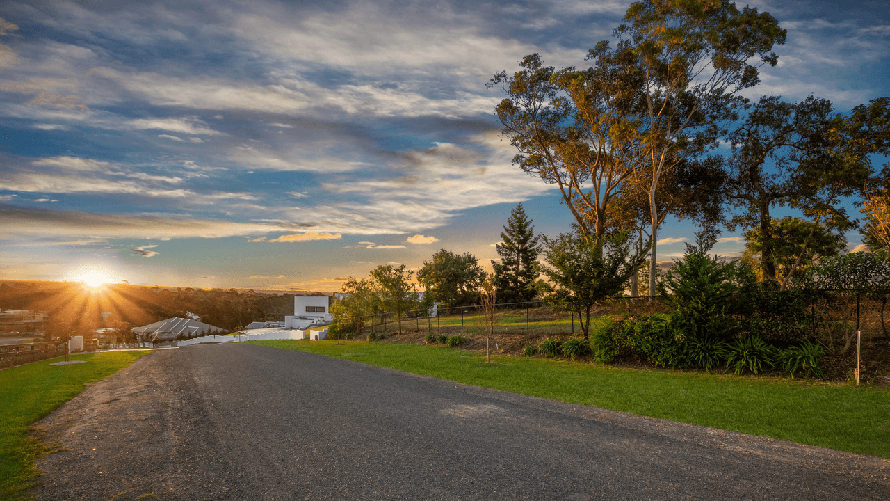 5 Harvest Way, GRASMERE, NSW 2570