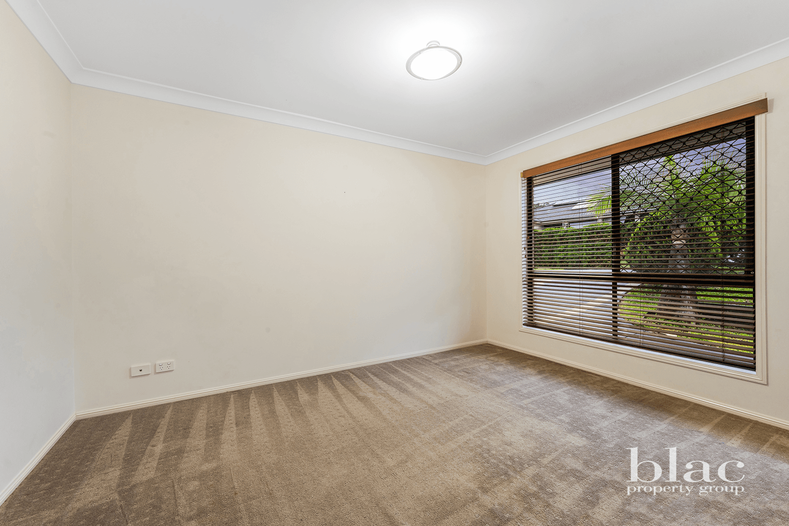 4 Curlew Court, WARNER, QLD 4500