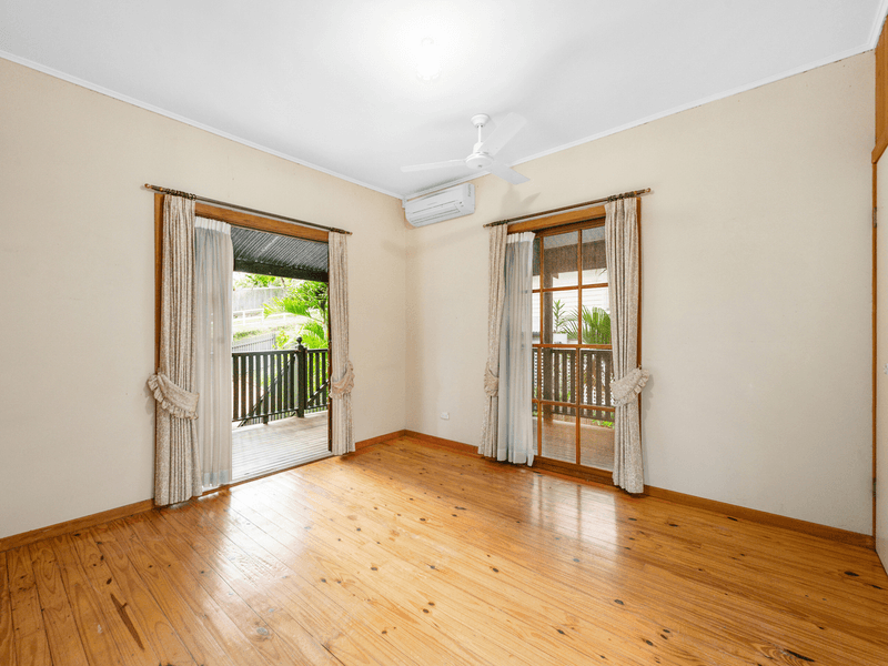 89 Empress Terrace, BARDON, QLD 4065