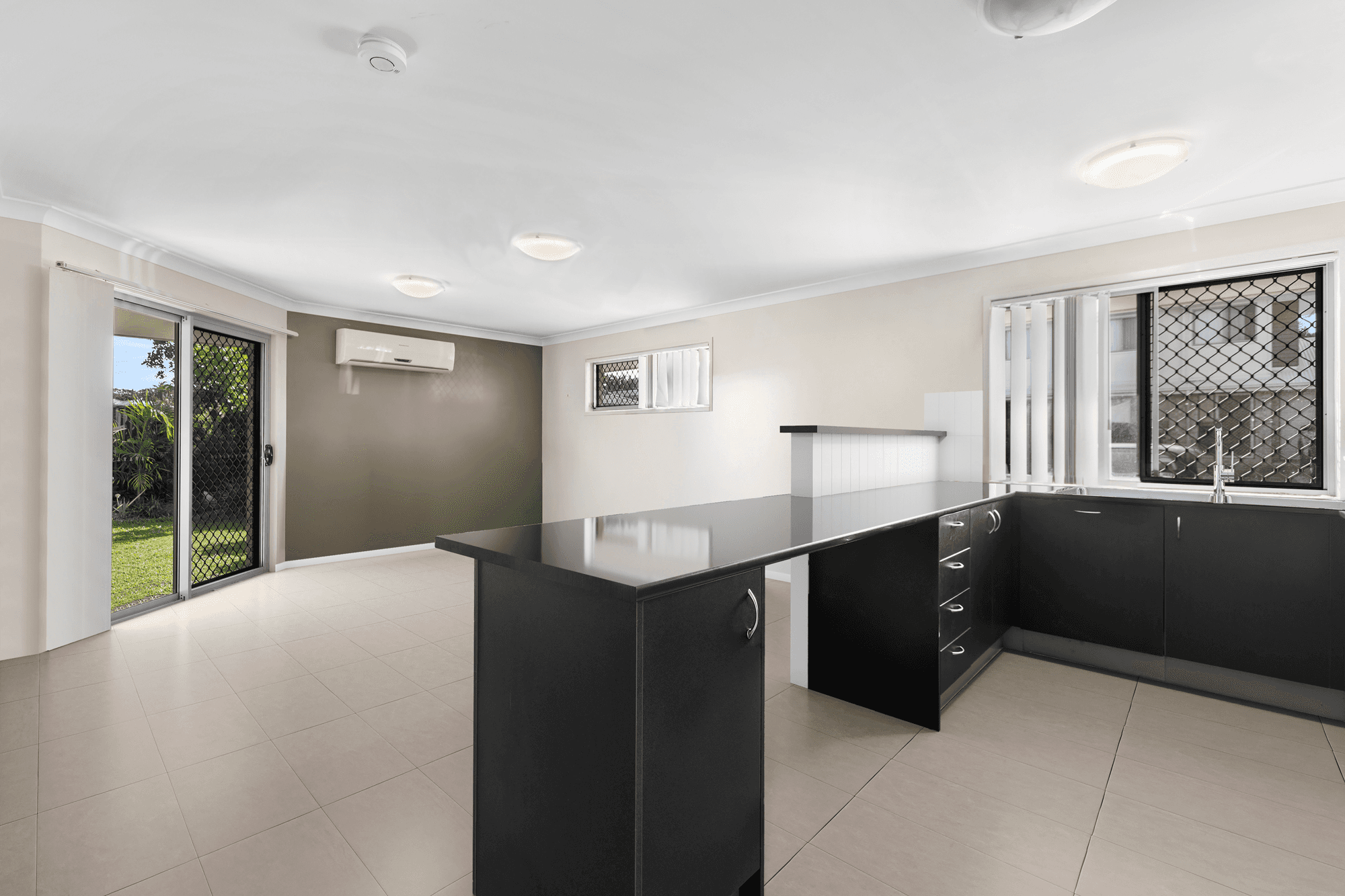 9/43-55 Brisbane Crescent, DECEPTION BAY, QLD 4508