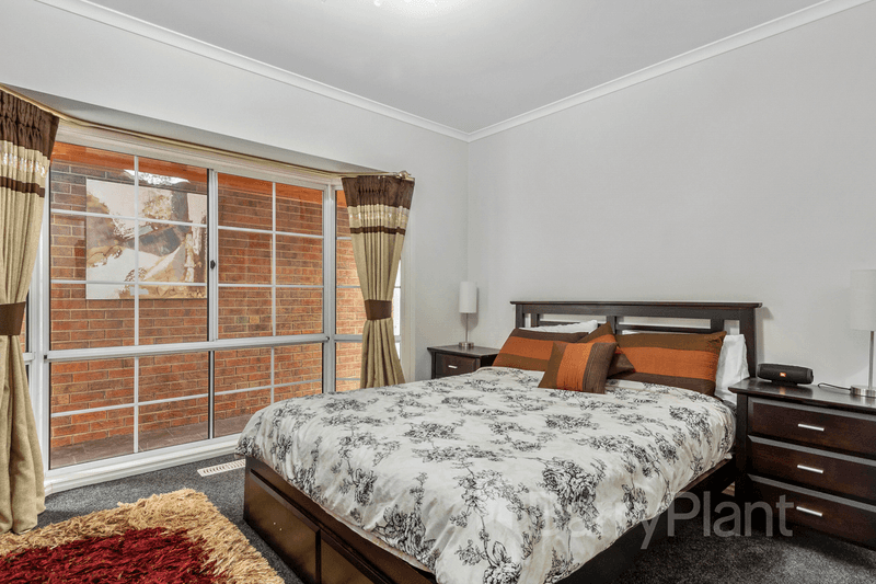 18 Armagh Crescent, Wantirna South, VIC 3152