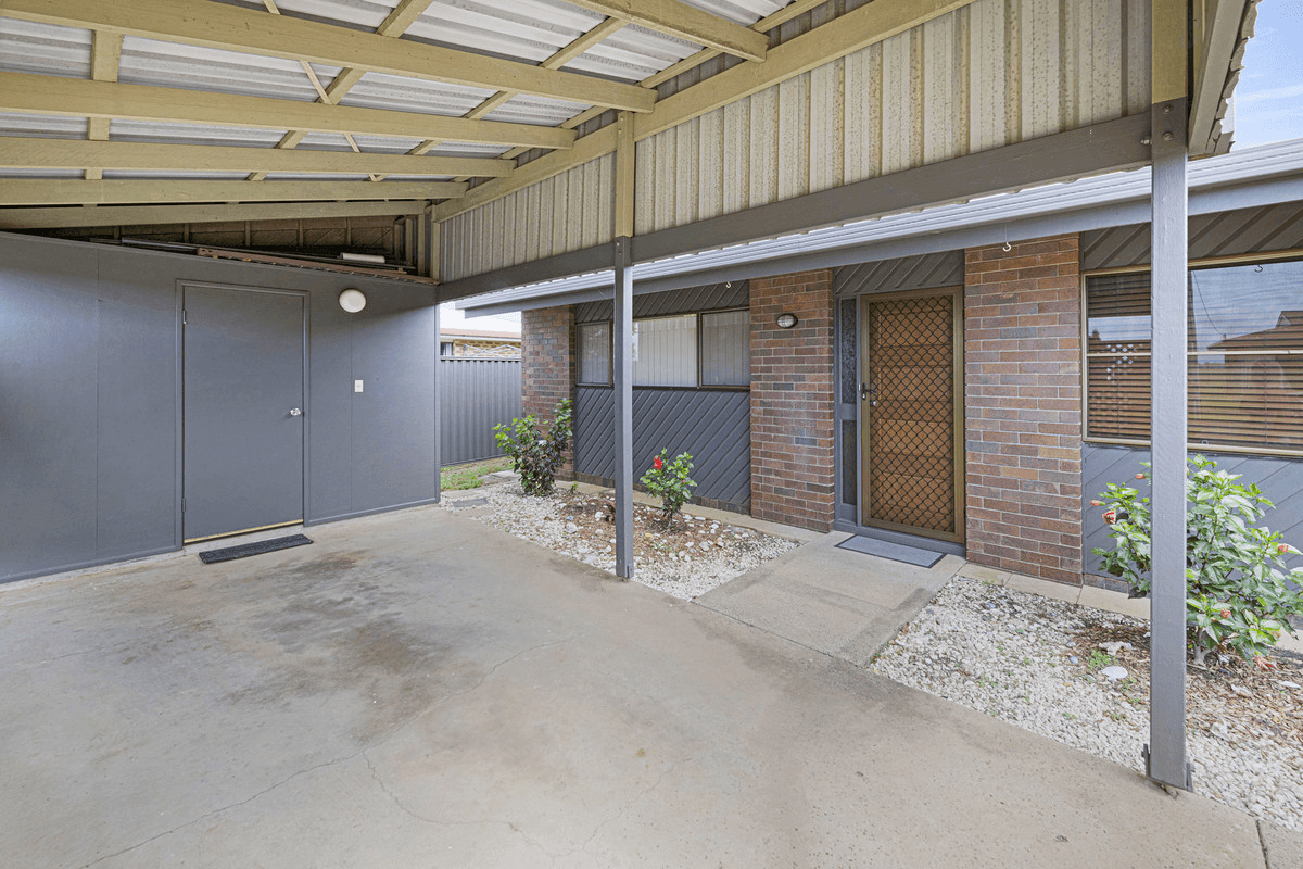 2/6 Emerick Street, KEPNOCK, QLD 4670