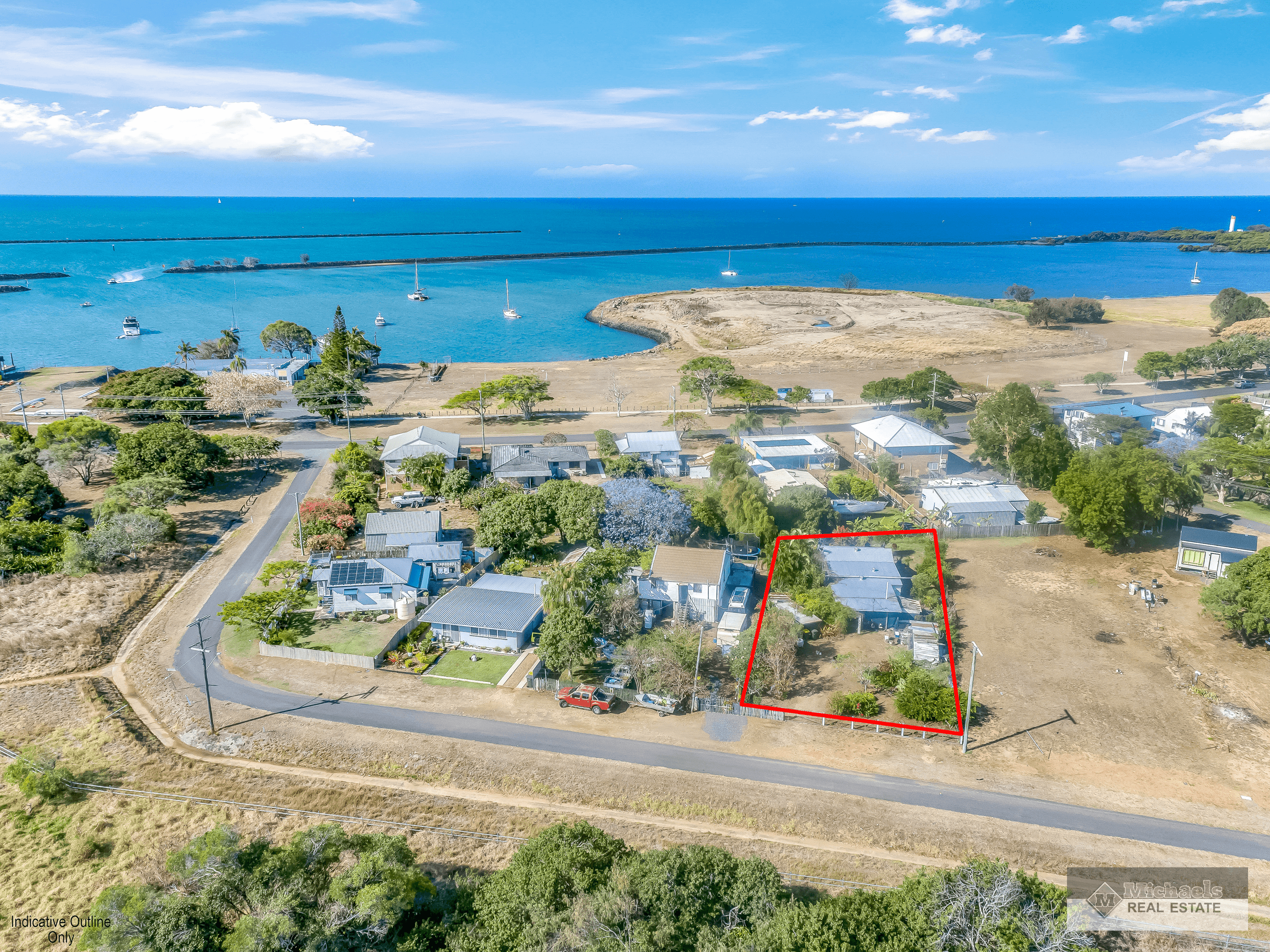 5 Bengsten Street, BURNETT HEADS, QLD 4670