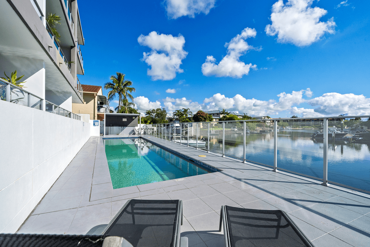 305/33-37 Madang Crescent, RUNAWAY BAY, QLD 4216