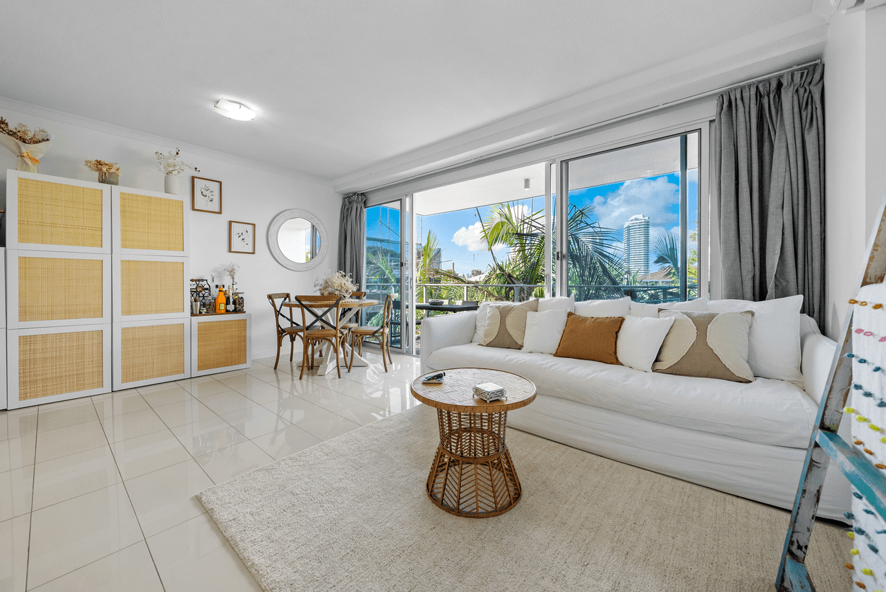 305/33-37 Madang Crescent, RUNAWAY BAY, QLD 4216