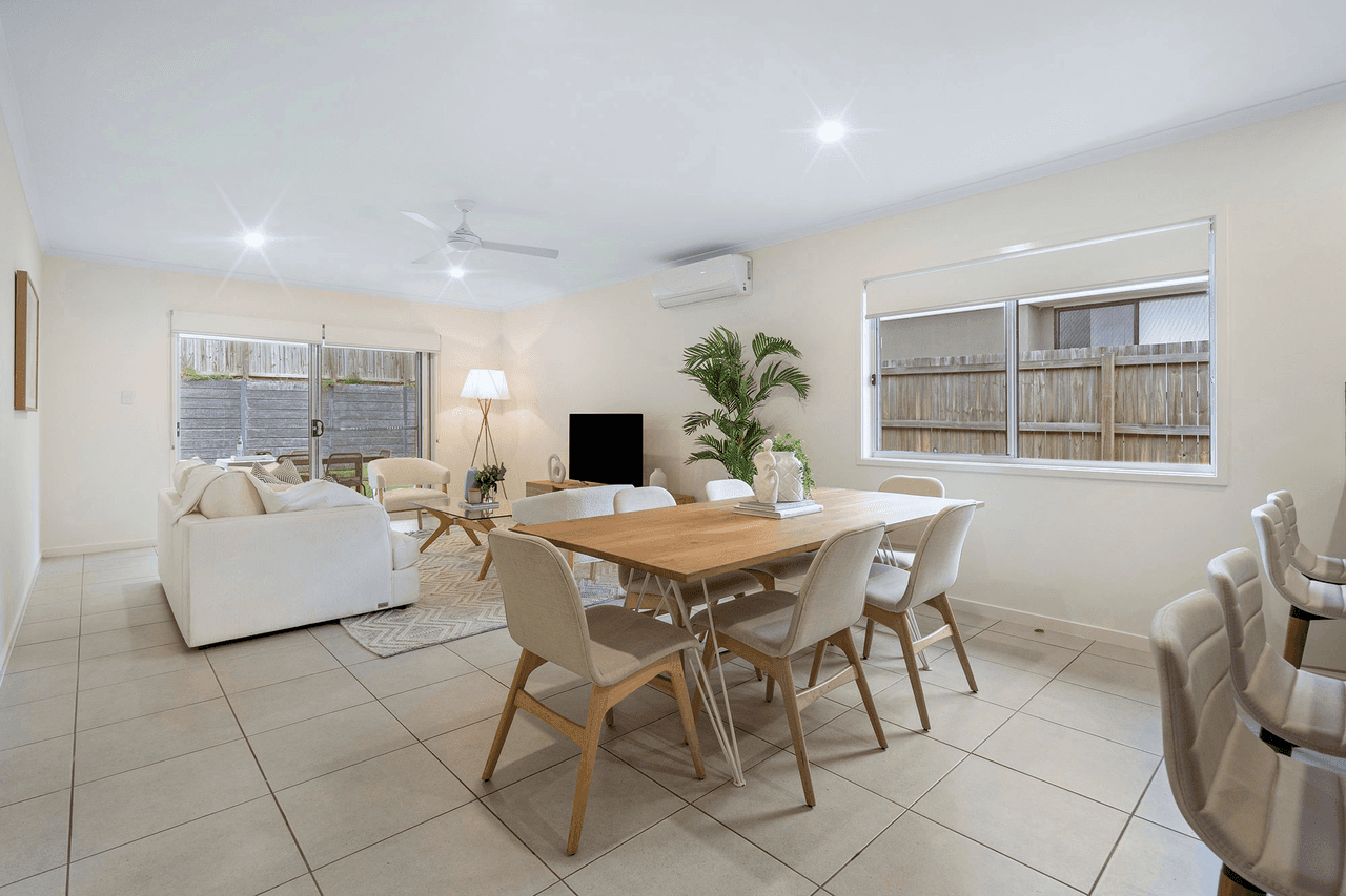 16 Trevorrow Way, RIPLEY, QLD 4306